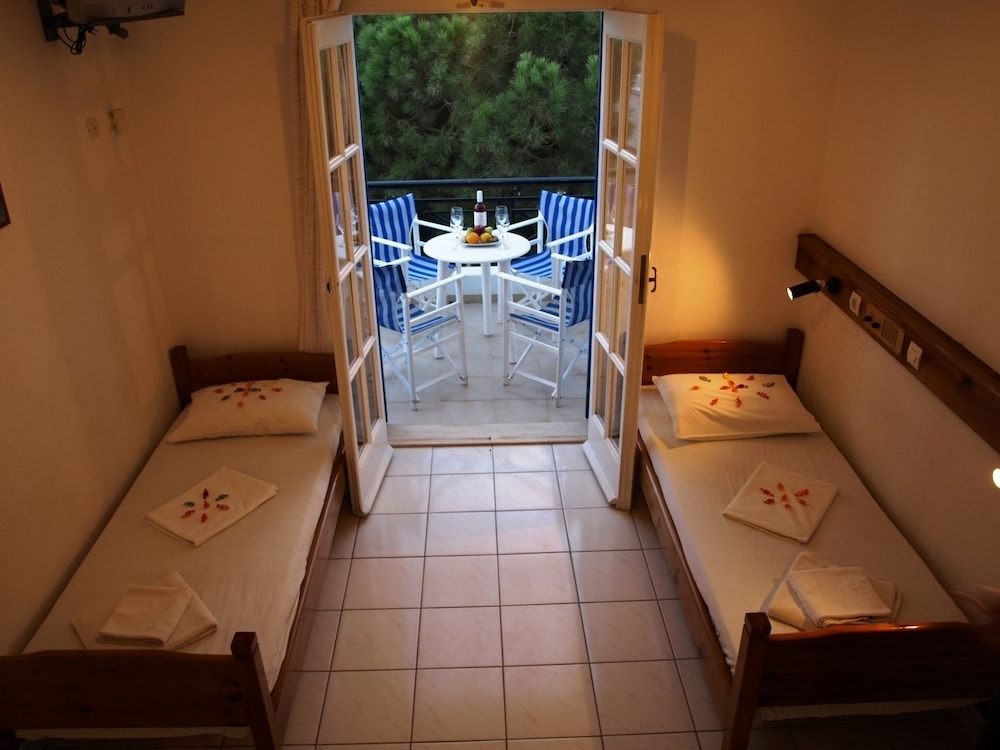 Levante Beach Hotel 39/65