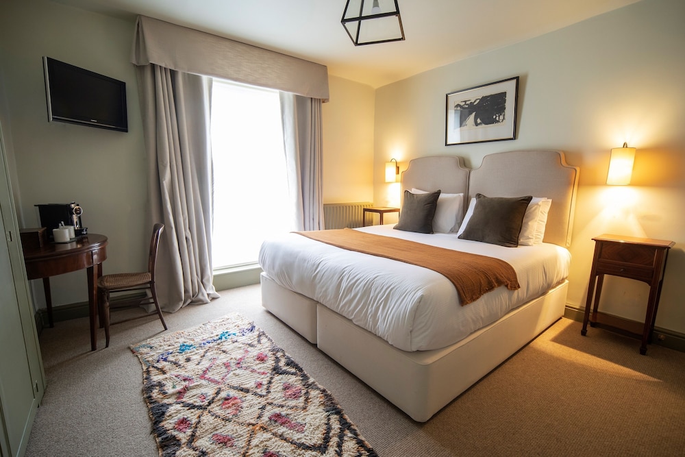 Oak Bank Hotel 6/60