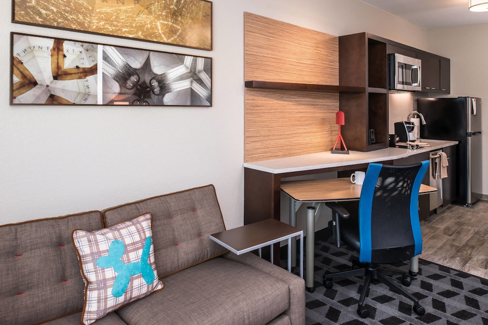 Towneplace Suites San Bernardino Loma Linda 54/64