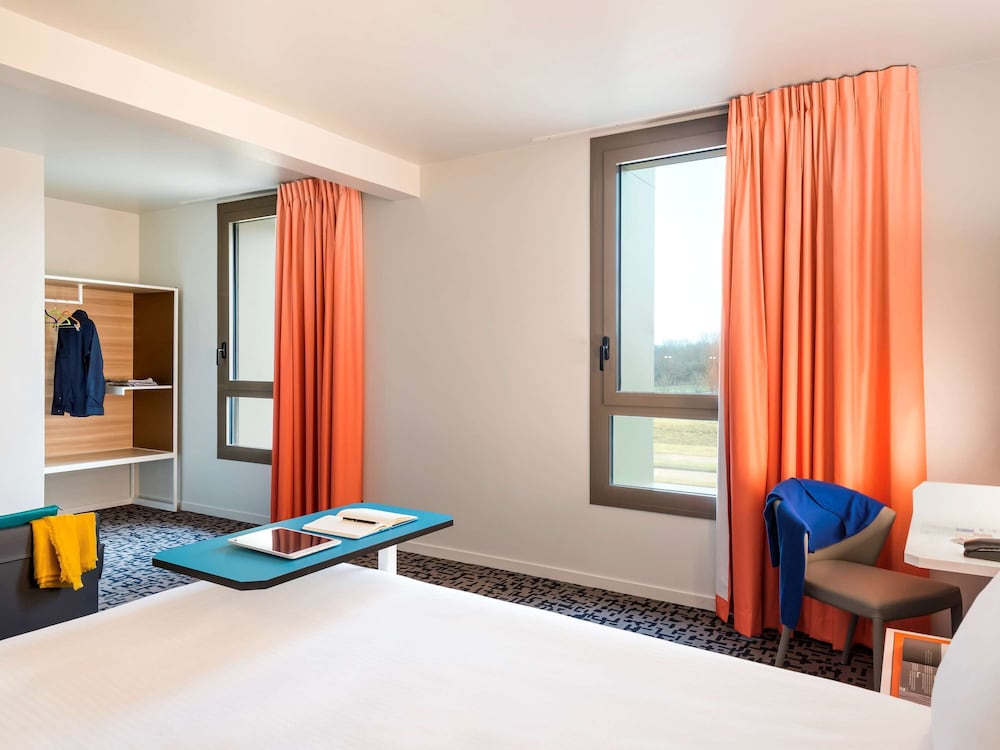 Connecting, Suite, 2 Double Beds