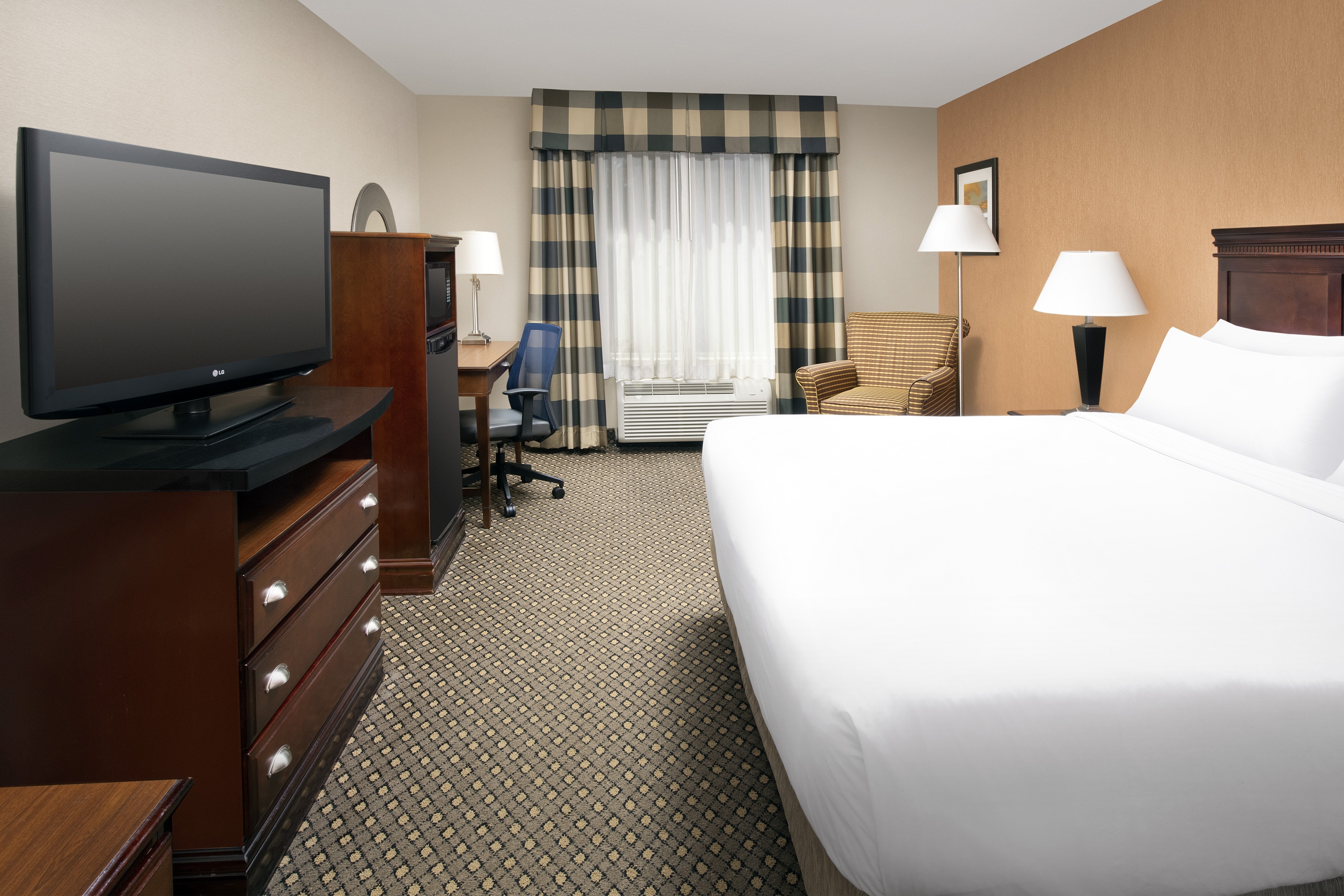 Holiday Inn Express Hotel Suites Chambersburg 19/71