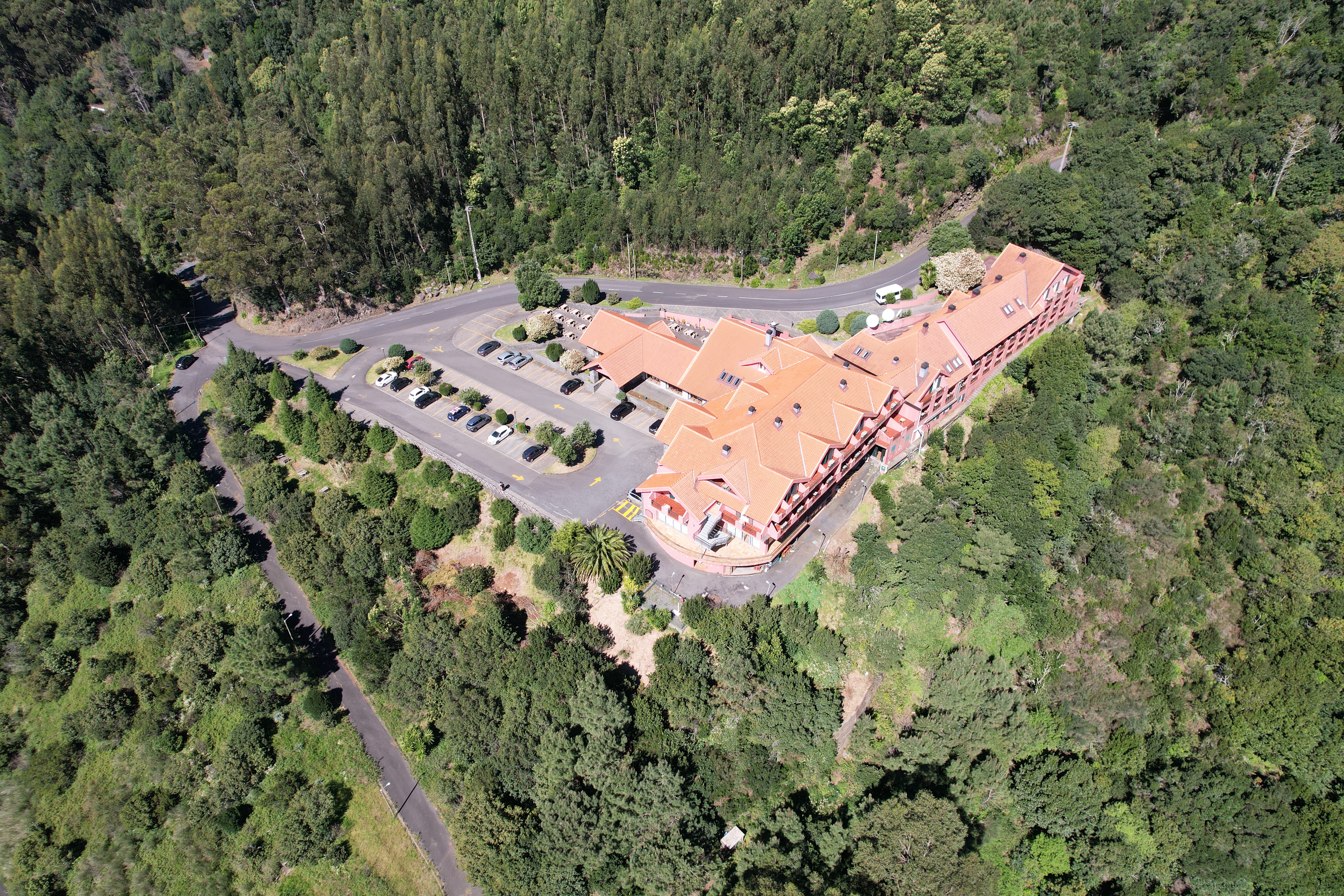 Valley View Hotel Encumeada 20/50