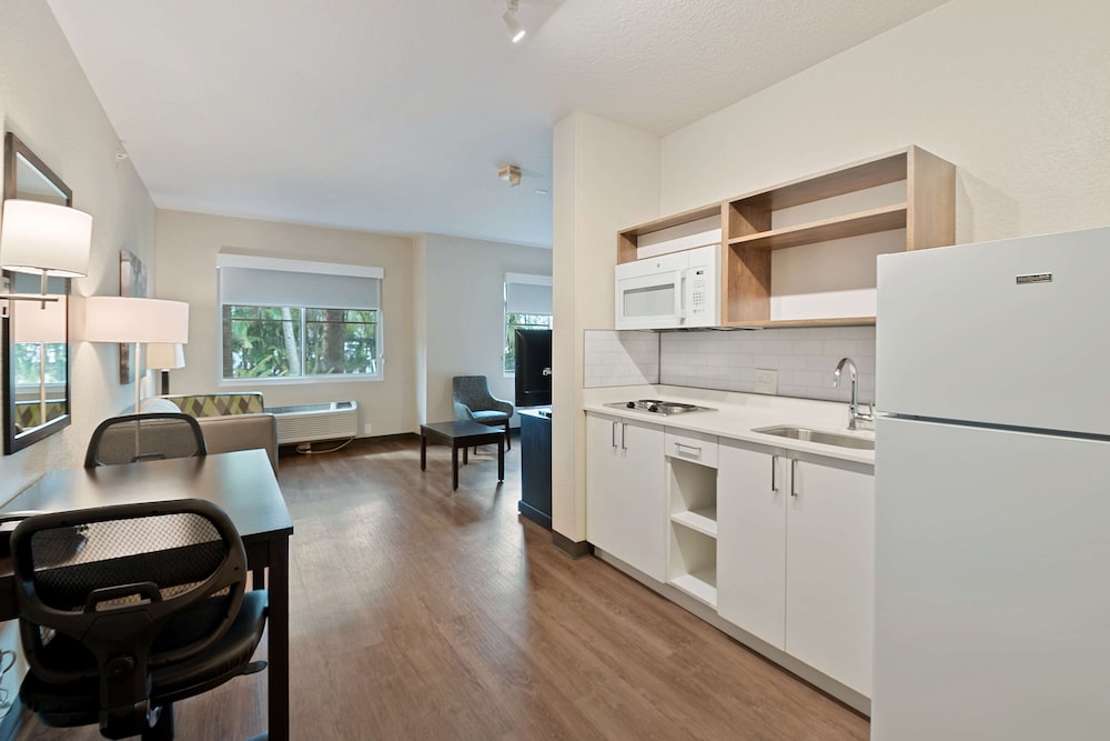 Extended Stay America Premier Suites - Fort Lauderdale - Cypress Creek - Park North 42/59