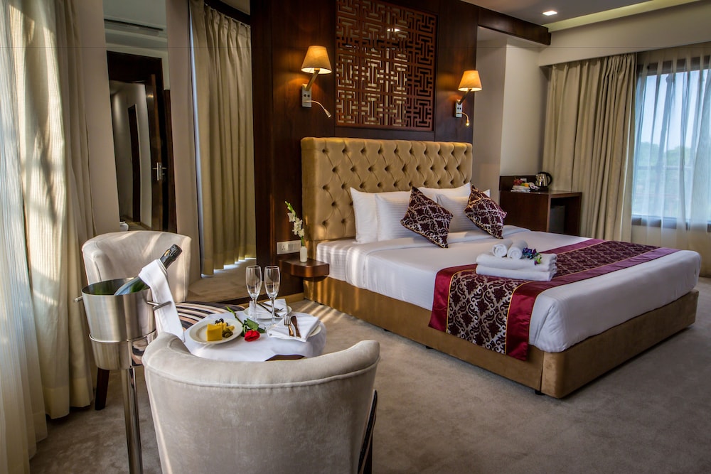 Clarks Inn Suite Gwalior 20/41