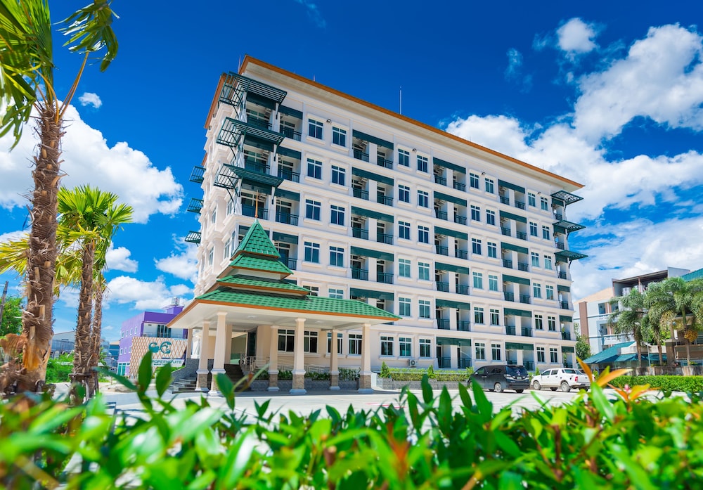 Evergreen Suite Hotel 4/54