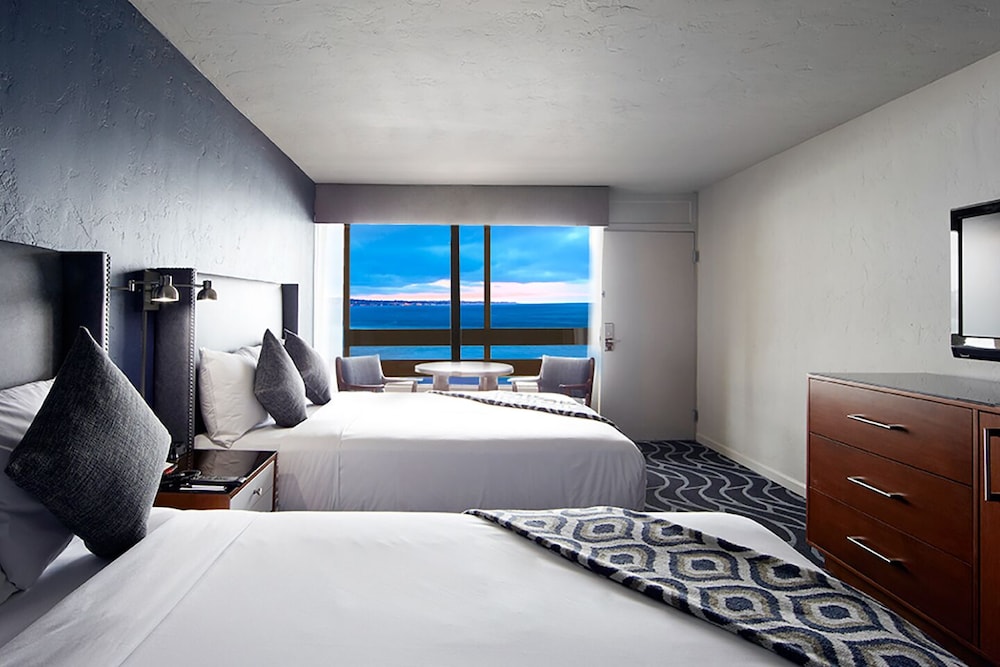 Monterey Beach Hotel, a Tribute Portfolio Hotel 25/83