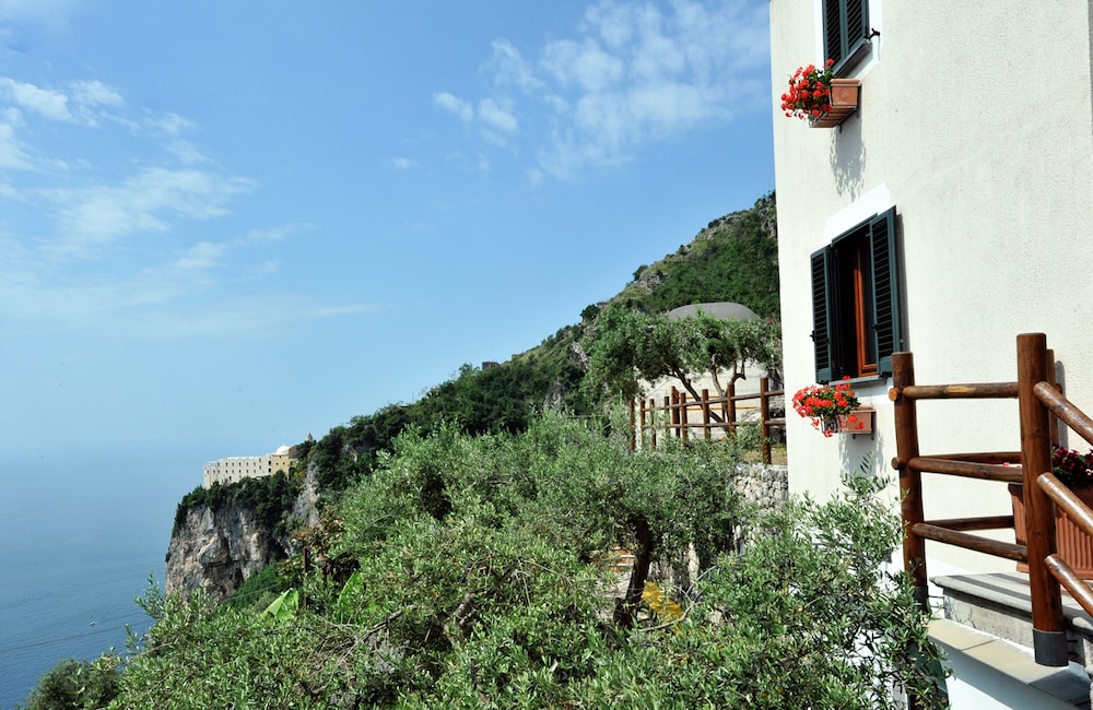 World Center Resort 59/67