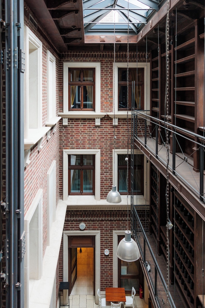 Palazzo Rosso 2/50