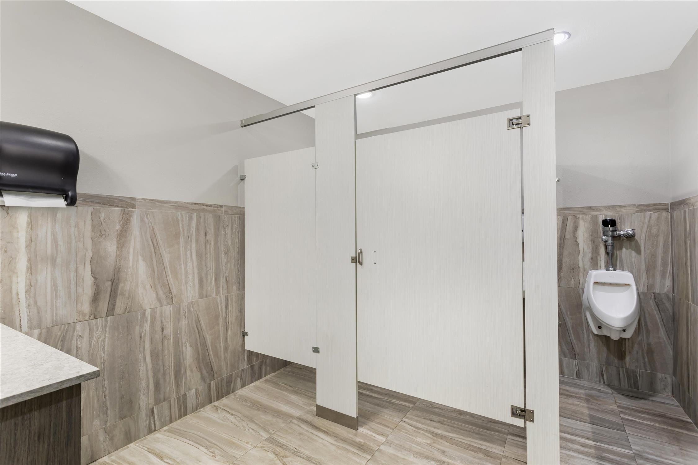 Best Western Plus First Coast Inn & Suites 53/53