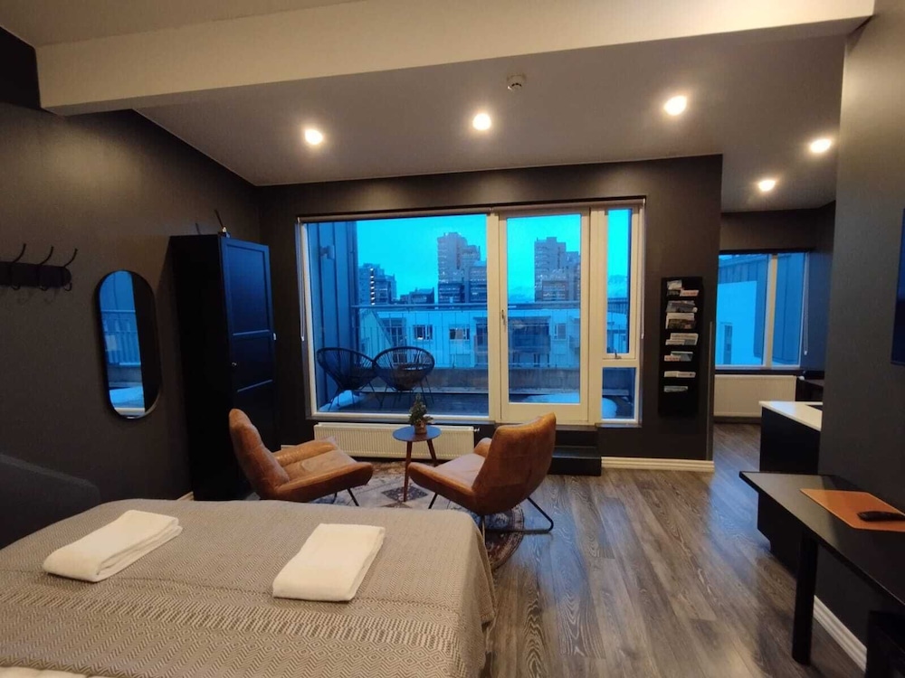 Vintage Apartment Hotel 27/50