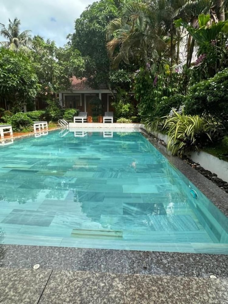 Little Garden Bungalow 59/65