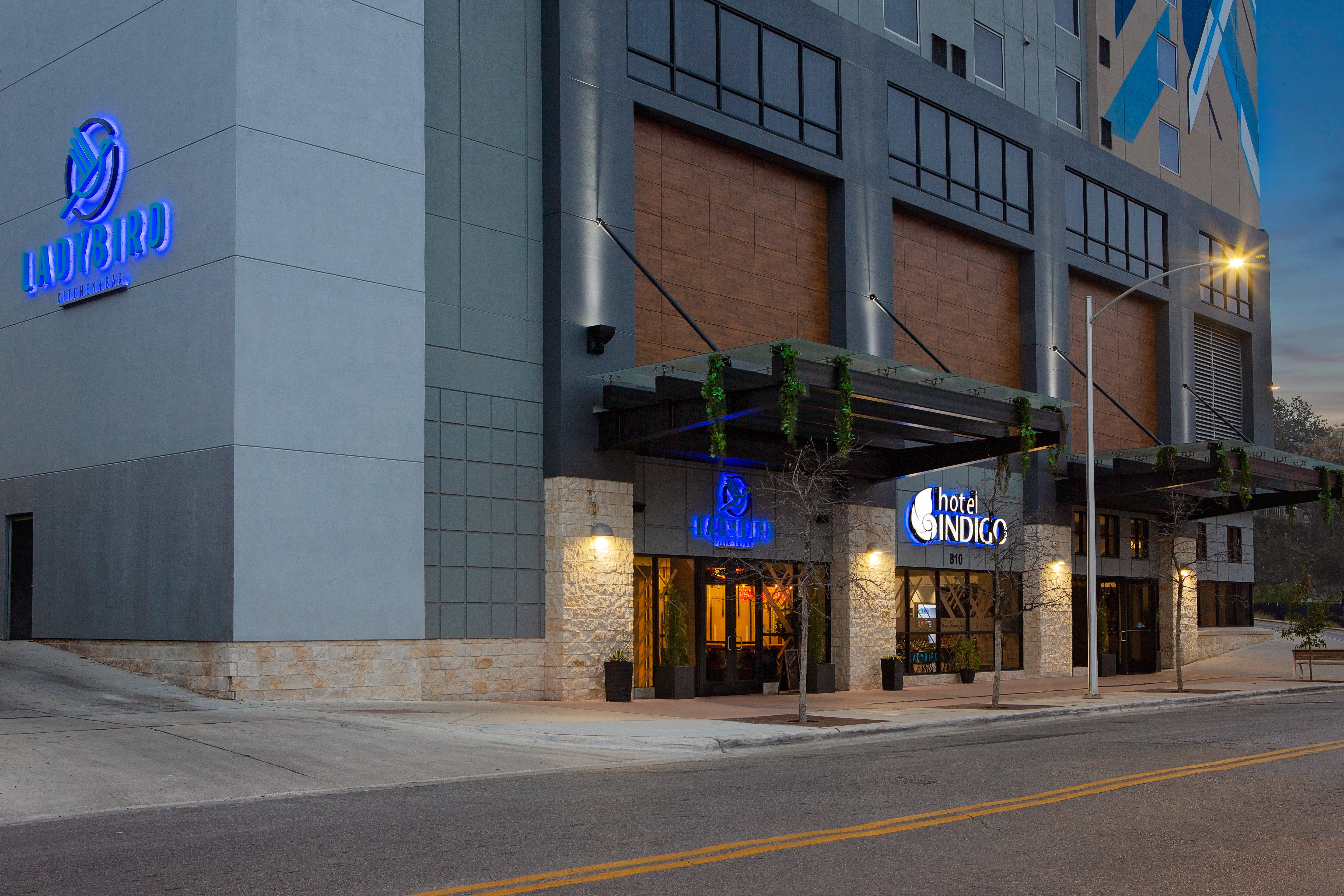 Hotel Indigo Austin Downtown University 67/70
