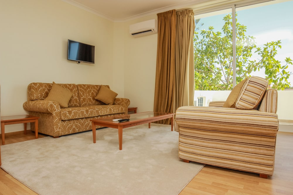Lagoa Apartment Hotel 32/52