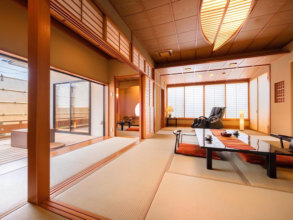 Premier, Suite, Villa, Twin Beds, 3 Futon Beds, Outdoor Bath