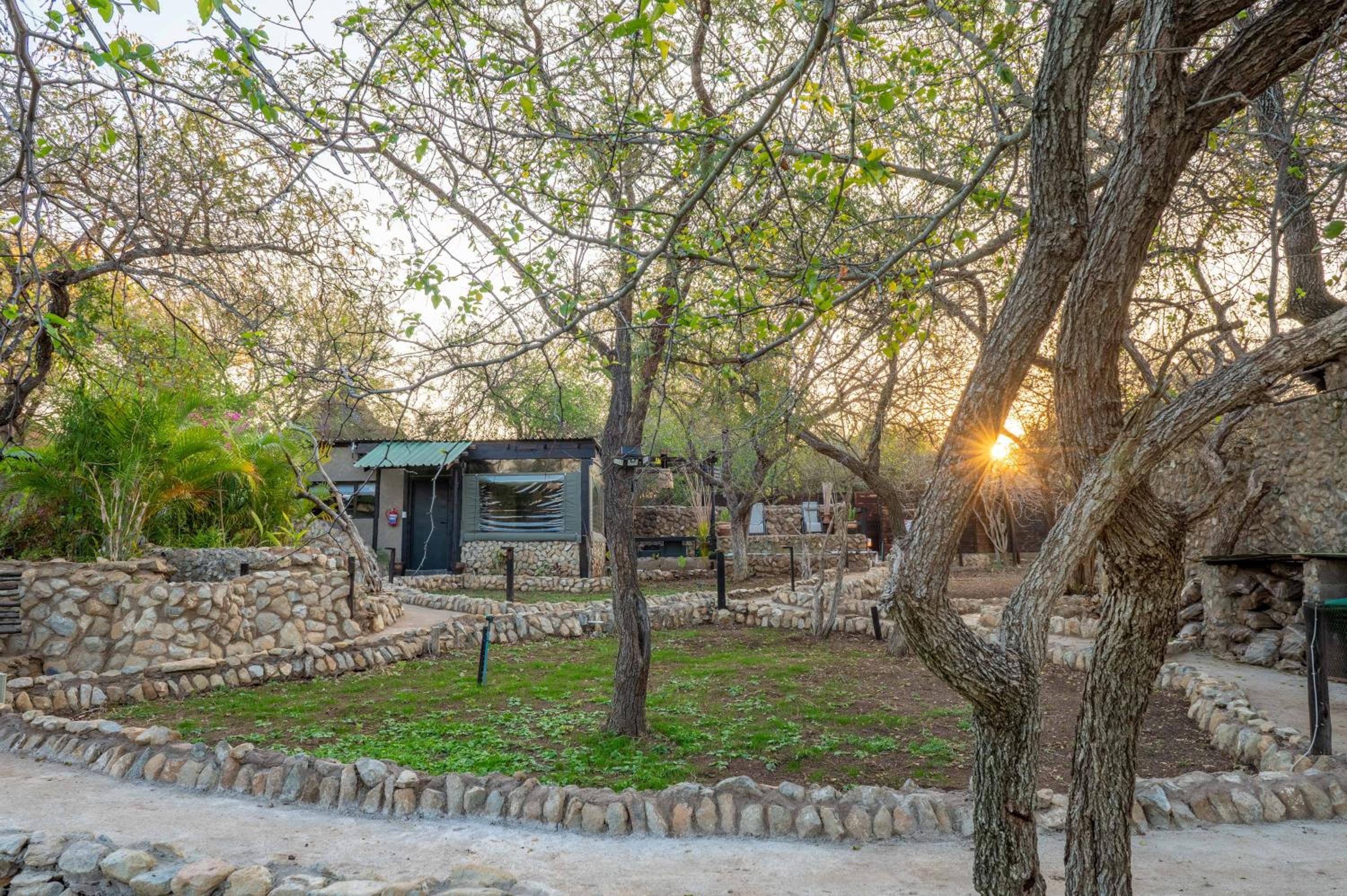 Foxy Crocodile Bush Retreat & Kruger Safaris 38/43