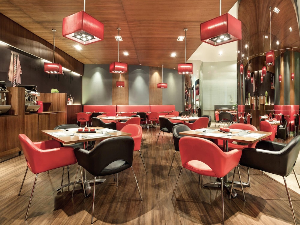 IBIS BANDUNG TRANS STUDIO 49/61