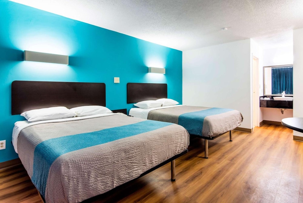 Studio 6 Extended Stay - Lagrange, GA 30/50