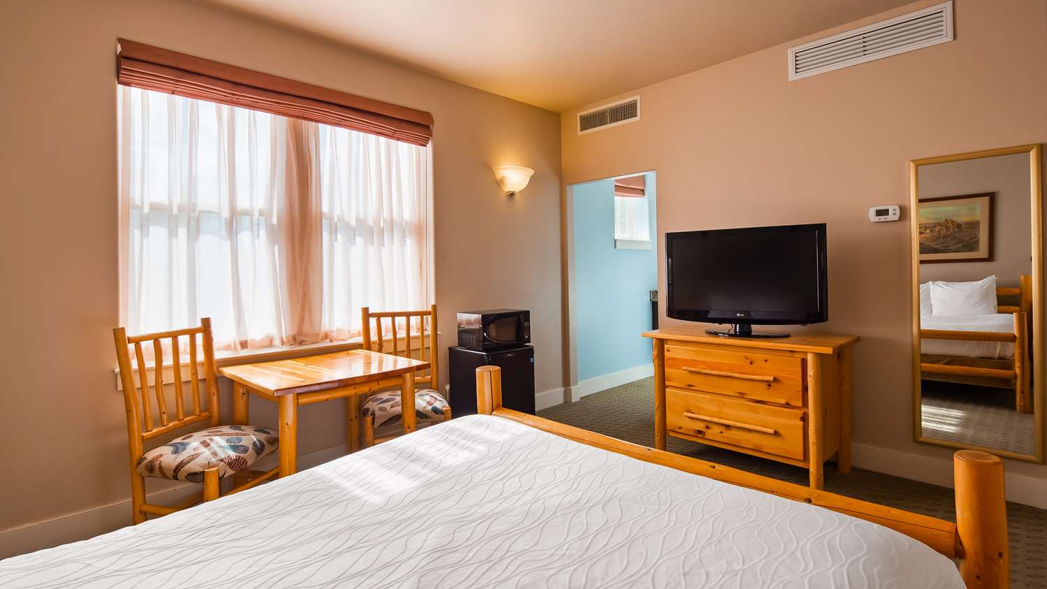 غرفة بسرير كوين، Best Western Plus Plaza Hotel 3/4