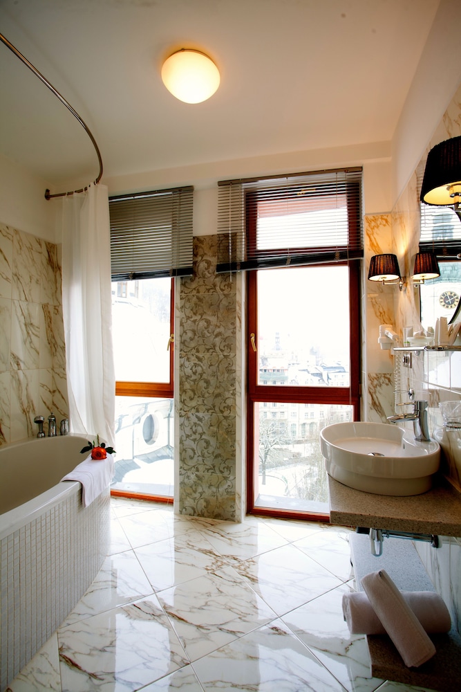 Wellness And Spa Hotel Ambiente 40/63
