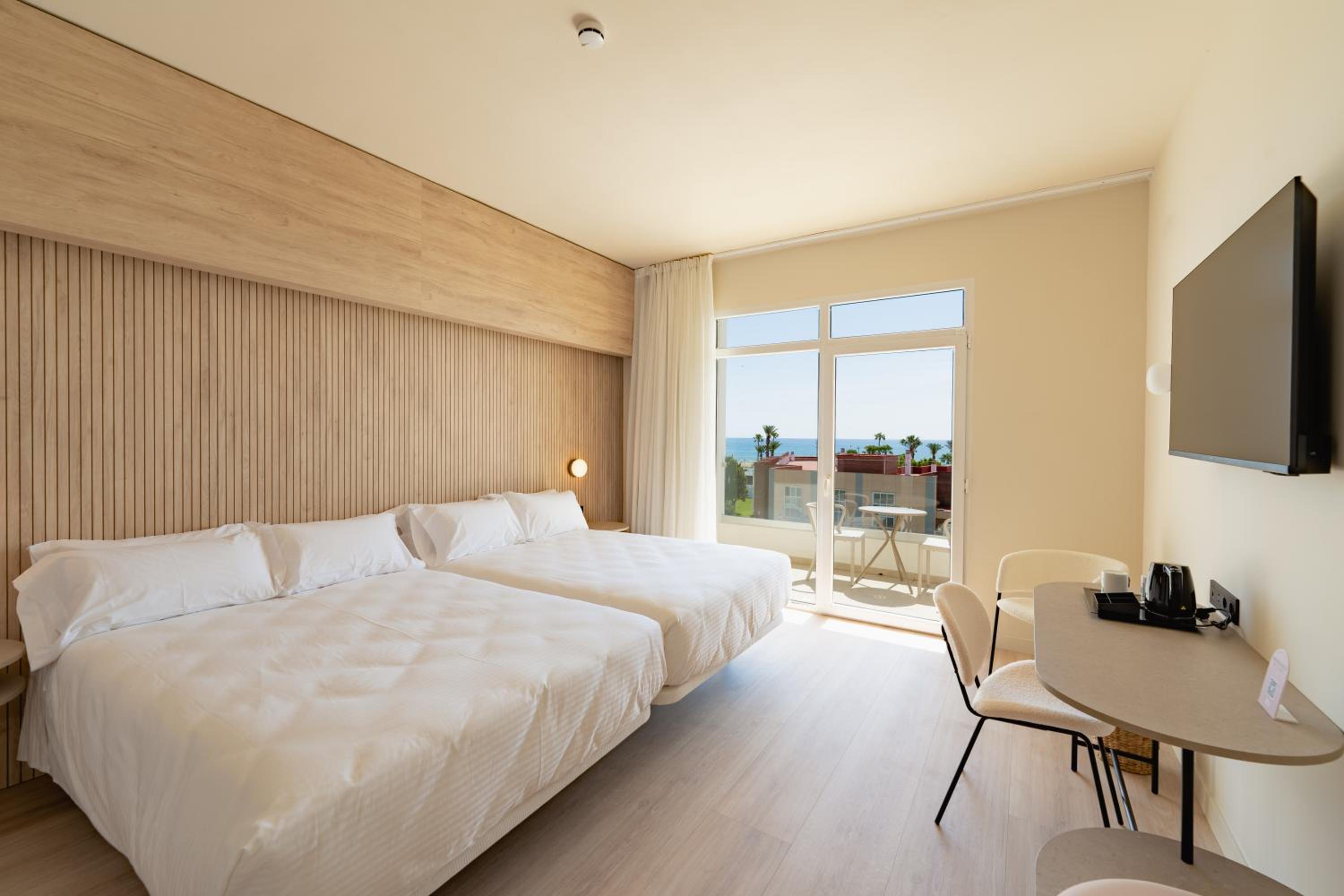 Supreme, 2 Double Beds, Sea View