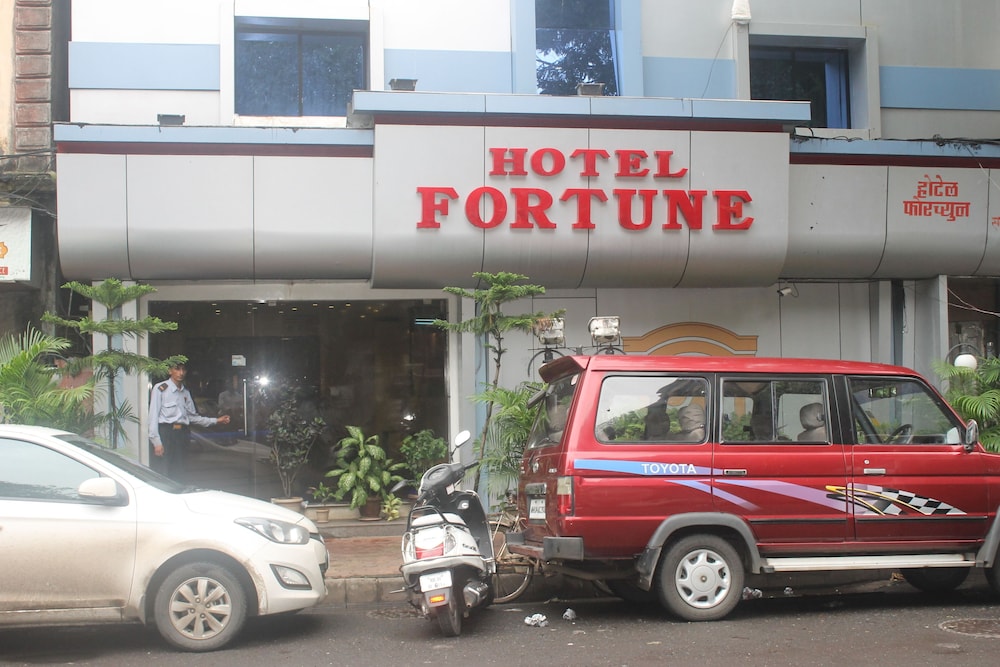 Fortune Hotel 38/39