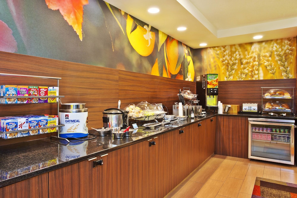 Fairfield Inn Suites By Marriott Chicago Southeast Hammond 28/39