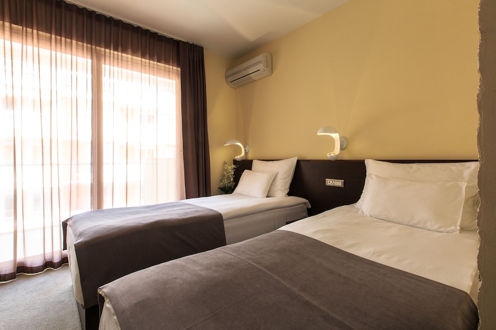 Hotel Premier 25/71