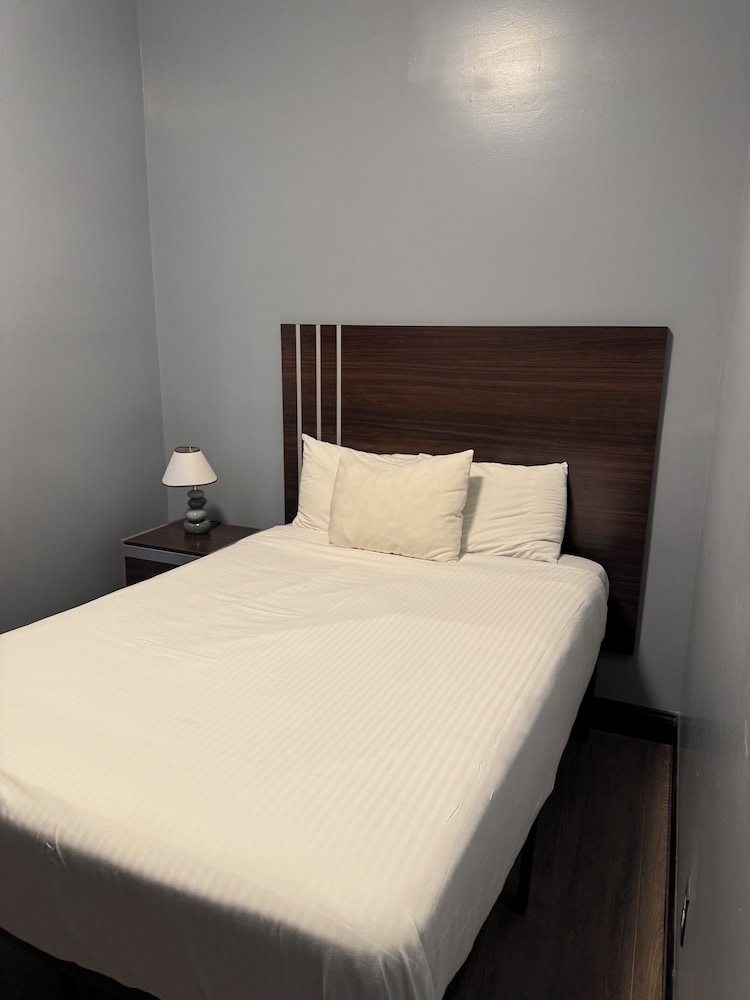 Europa Hotel 17/50