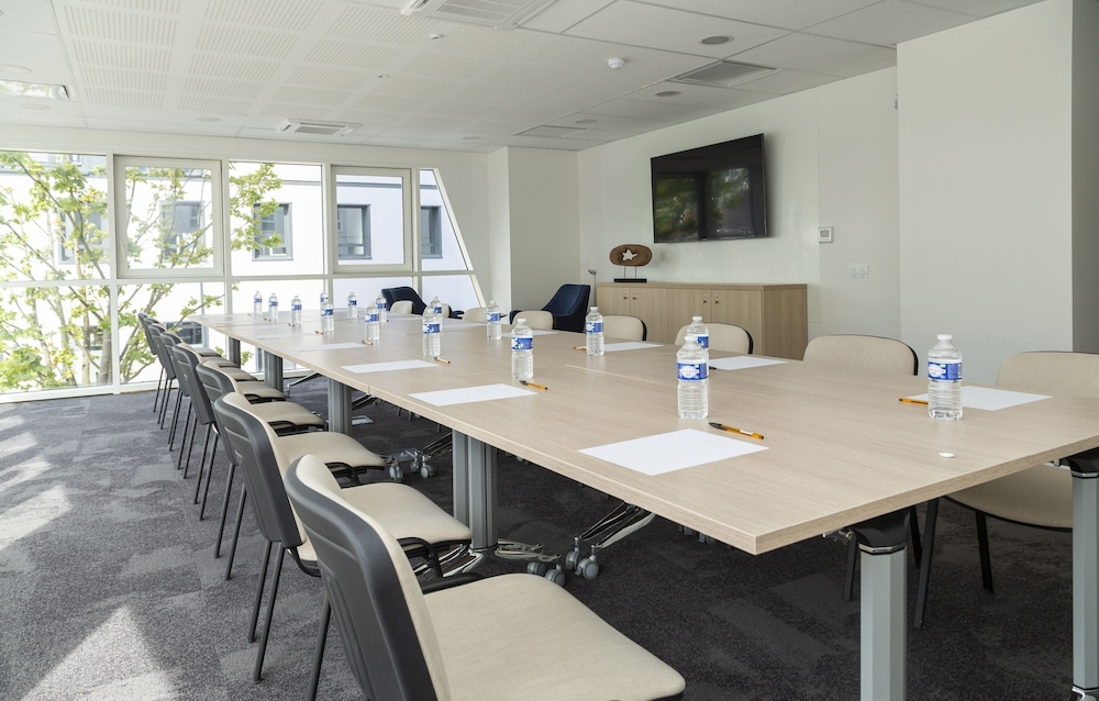 Odalys City Le Havre Centre Les Docks 18/24