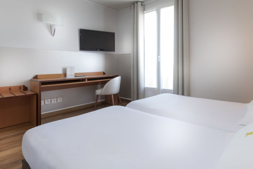 Parisienne, Twin Beds، Hotel Du Lion 3/4