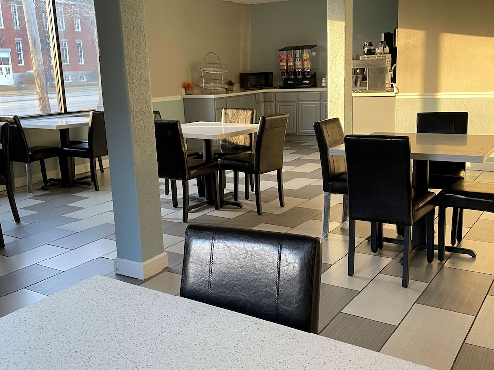 SureStay Hotel By Best Western Columbus Downtown 26/34