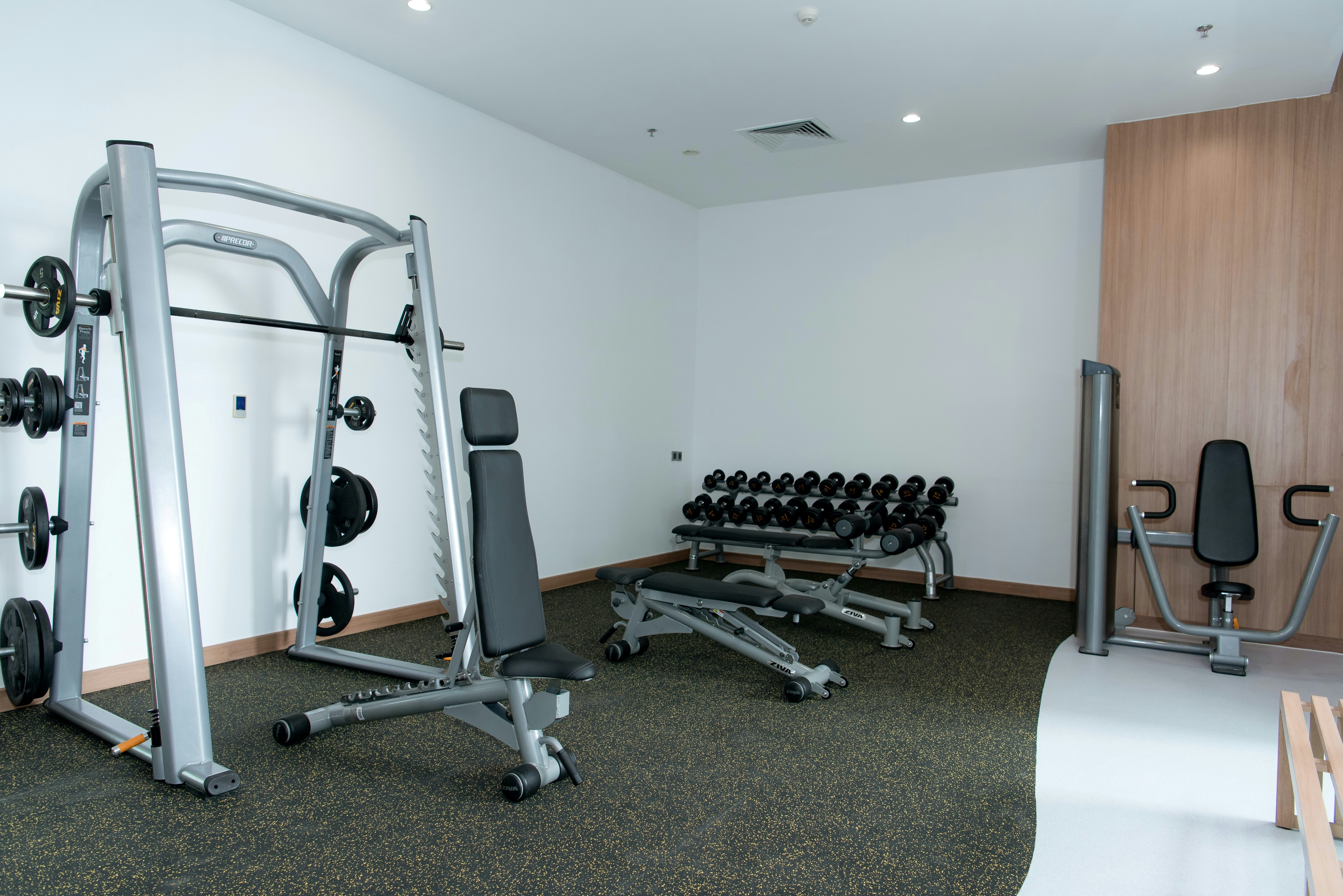 Holiday Inn & Suites Saigon Airport 23/50