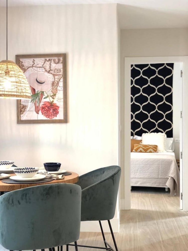 Apartamentos Magna Sevilla 61/68