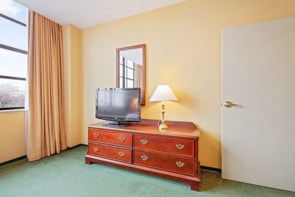 圣路易斯市中心酒店(OYO Hotel St Louis Downtown City Center MO) 图片4