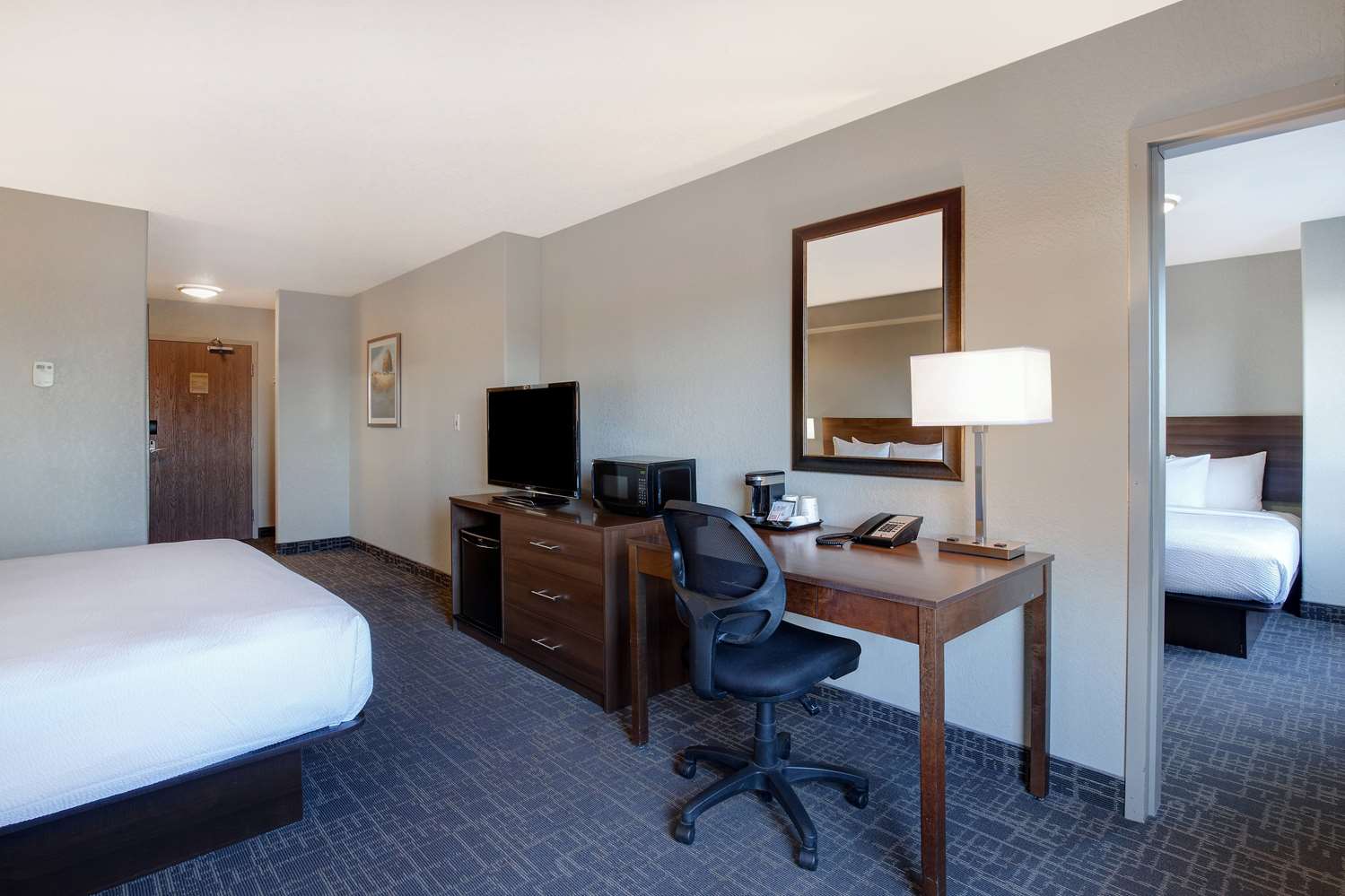 Days Inn & Suites by Wyndham Yorkton 29/38