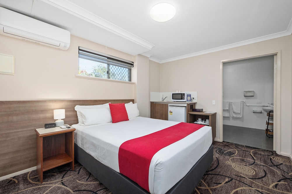 Room, Queen Bed, Accessible