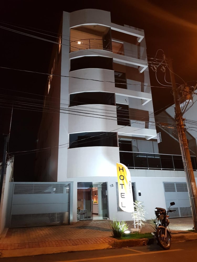 Aero Inn Hotel 2/30