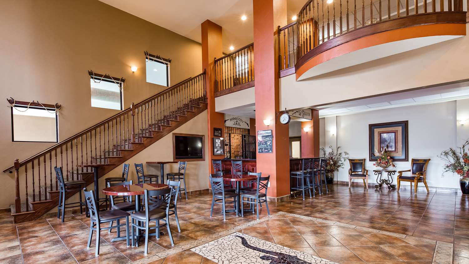Best Western Plus Country Inn & Suites 33/35