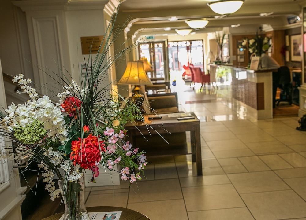 Kilford Arms Hotel 3/30