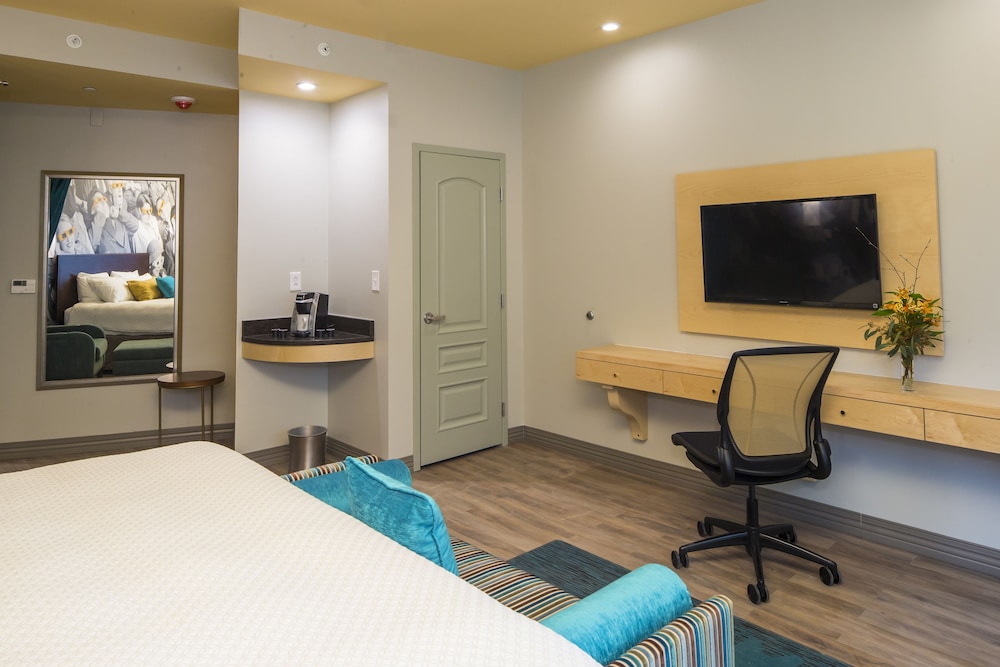 Hotel Indigo Pittsburgh East Liberty 35/37