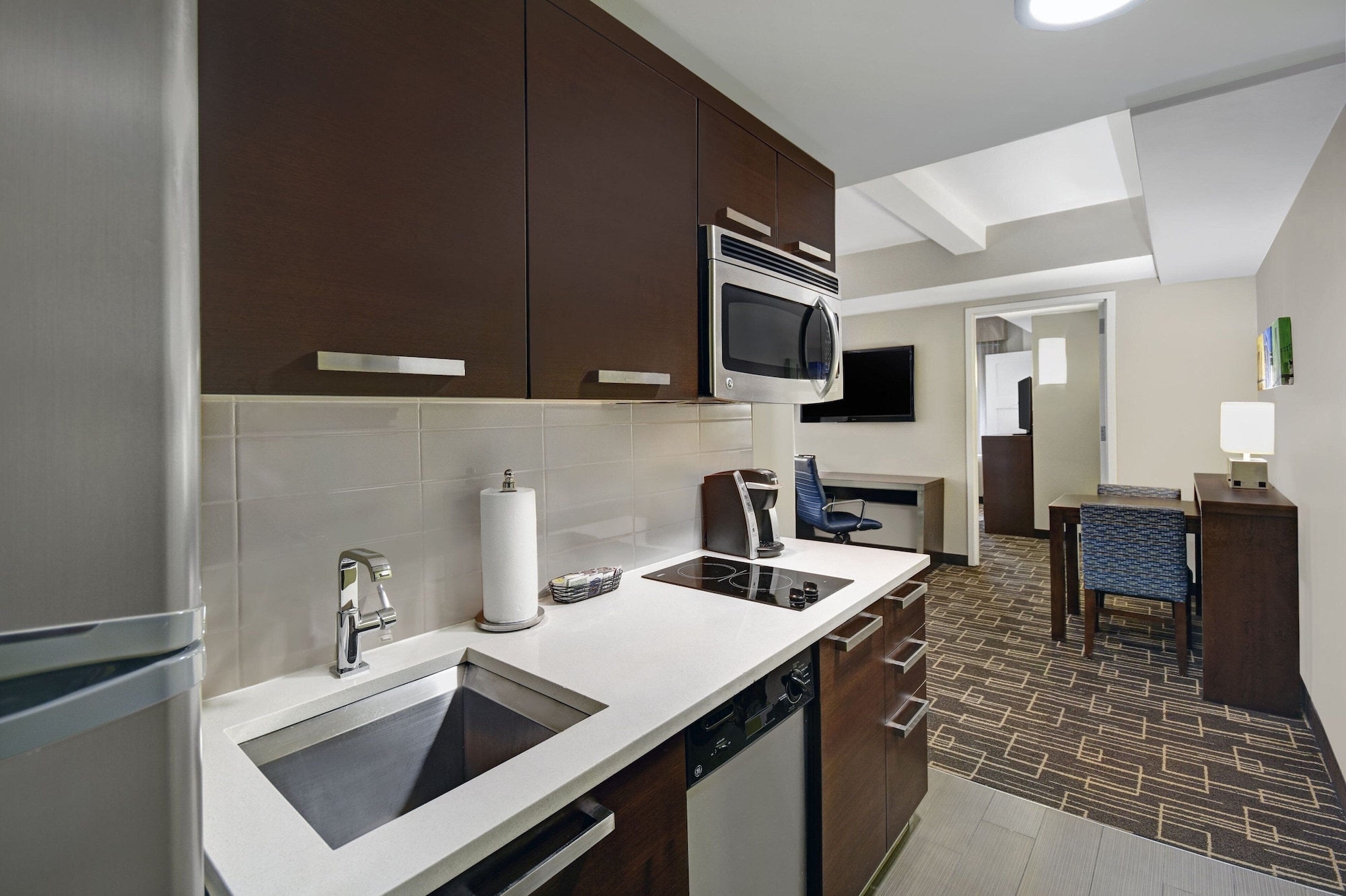1 Bedroom, King Bed, Sofa, Residence Inn by Marriott New York Manhattan/ Midtown Eastside 6/6