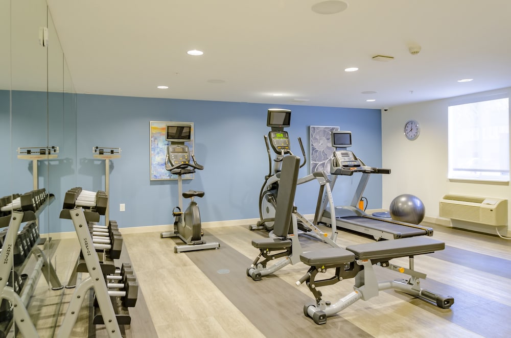 CANDLEWOOD SUITES MIAMI INTL AIRPORT - 36TH ST 34/59