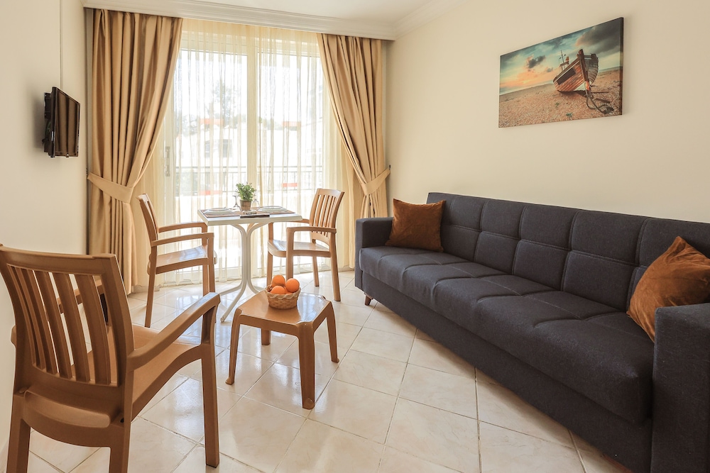 Liman Apartment 42/59