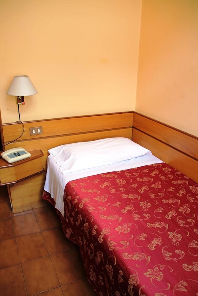 Hotel Vecchia Milano 10/57