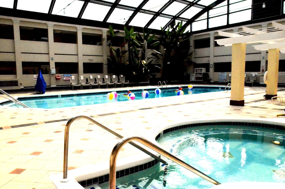 Best Western Plus Milwaukee Airport Hotel & Conference Center 4/39