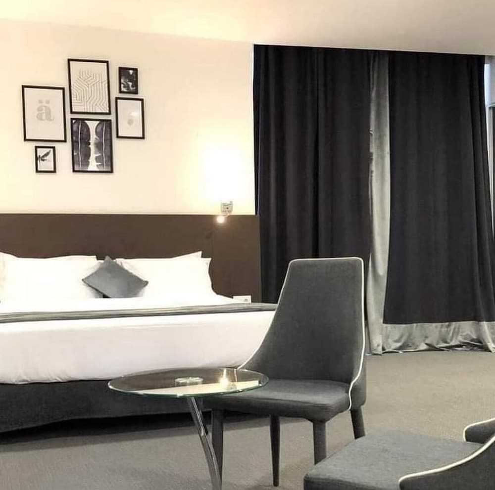 Vendome Khaled Hotel 13/37