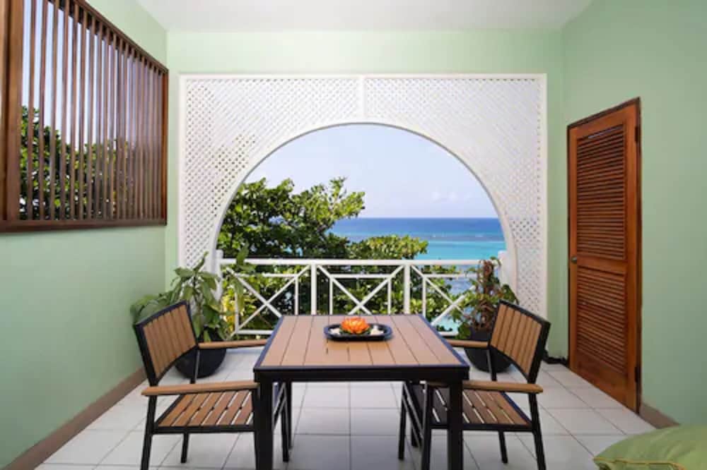 Hibiscus Lodge 37/58