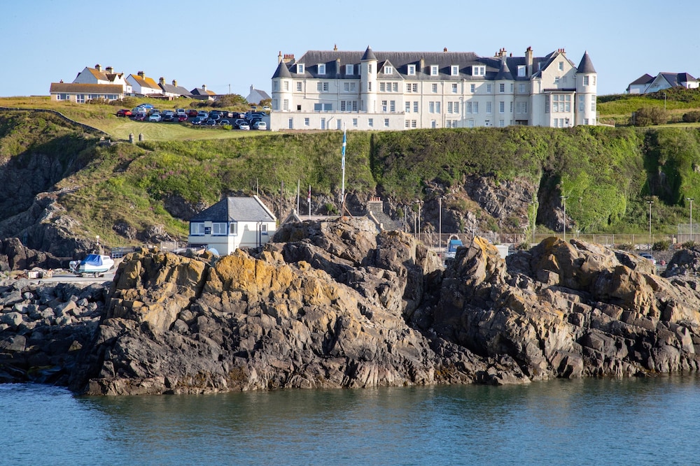 Portpatrick Hotel 64/72