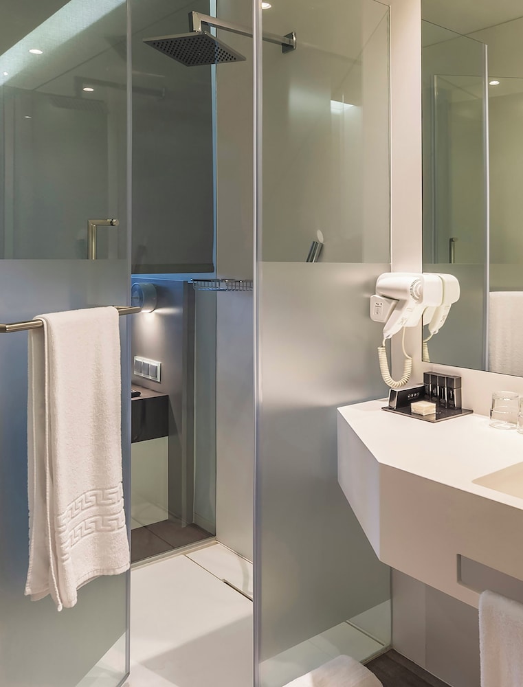 Melia Maputo Sky 66/66