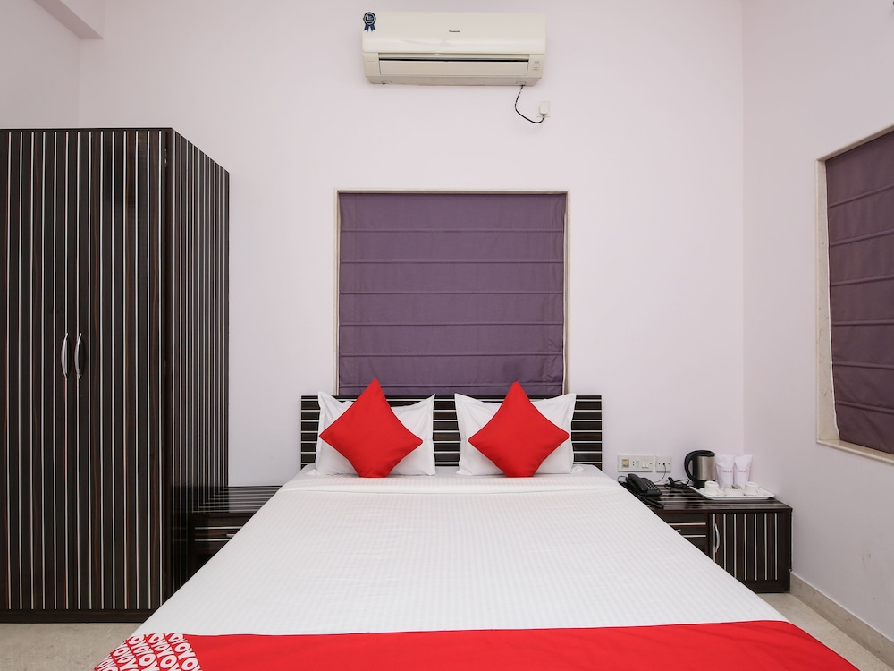 Townhouse 727 Hotel The Platinum 8/40